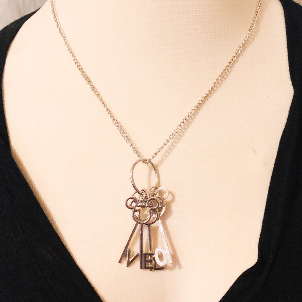 Walt Disney chain necklace